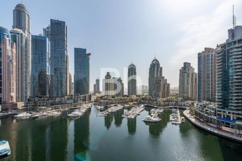Apartment in Dubai Marina, Dubai 3 bedrooms, 172 sq.m. № 57477 - photo 15