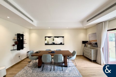 Maison de ville à North Village, Al Furjan, Dubai, 3 chambres, 249 m², № 91361 - photo 25