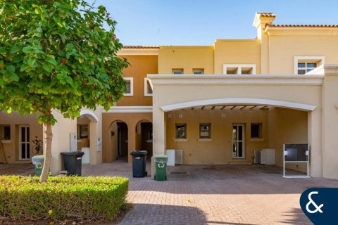 Купить виллу в Арабиан Ранчес, Дубай: 3 спальни, 244м², № 91365 - фото 16