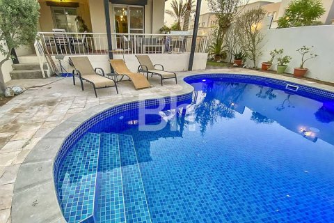 Adosado en The Springs, Dubai, 3 dormitorios, 379 m², № 21871 - foto 7