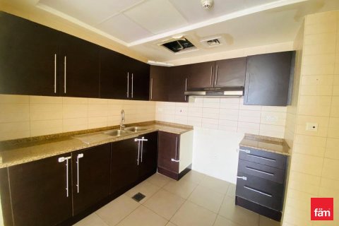 Снять в аренду квартиру в Дубае: 2 спальни, 108.5м², № 89439 - фото 11