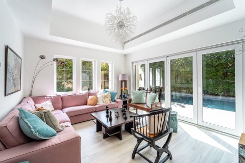 Villa à Discovery Gardens, Dubai, 5 chambres, 427 m², № 97228 - photo 3