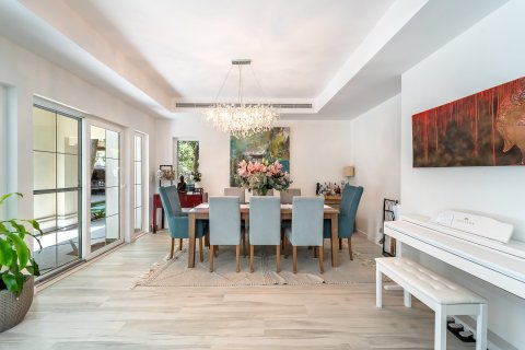 Villa à Discovery Gardens, Dubai, 5 chambres, 427 m², № 97228 - photo 4