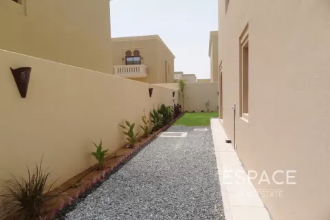 Villa en Casa, Arabian Ranches 2, Dubai, 4 dormitorios, 332 m², № 61553 - foto 8