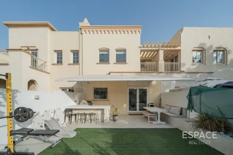 Villa in The Springs, Dubai 2 bedrooms, 153 sq.m. № 61541 - photo 18