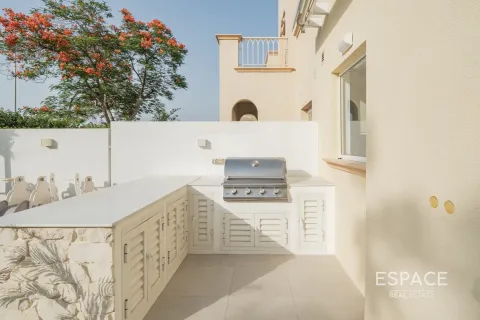 Villa in The Springs, Dubai 2 bedrooms, 153 sq.m. № 61541 - photo 14