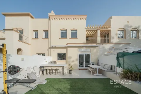 Villa in The Springs, Dubai 2 bedrooms, 153 sq.m. № 61541 - photo 17