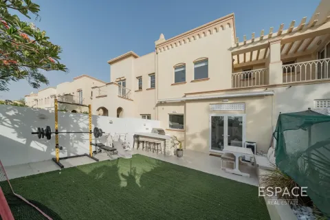 Villa in The Springs, Dubai 2 bedrooms, 153 sq.m. № 61541 - photo 16