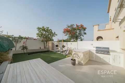 Villa in The Springs, Dubai 2 bedrooms, 153 sq.m. № 61541 - photo 13