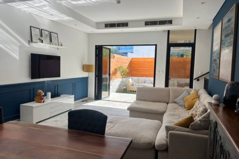Maison de ville à Al Furjan, Dubai, 4 chambres, 181.7 m², № 46589 - photo 1