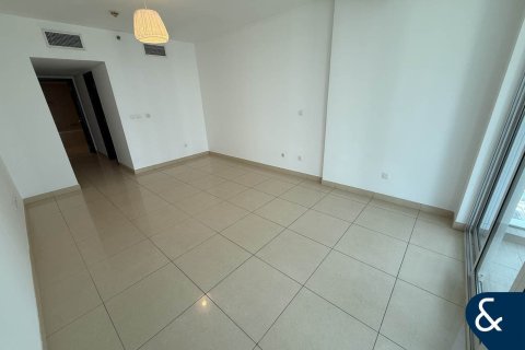 Apartment in Jumeirah Lake Towers, Dubai 3 bedrooms, 225 sq.m. № 76232 - photo 17