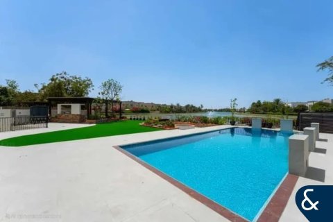 Villa in Springs 11, The Springs, Dubai 4 bedrooms, 701 sq.m. № 76241 - photo 2