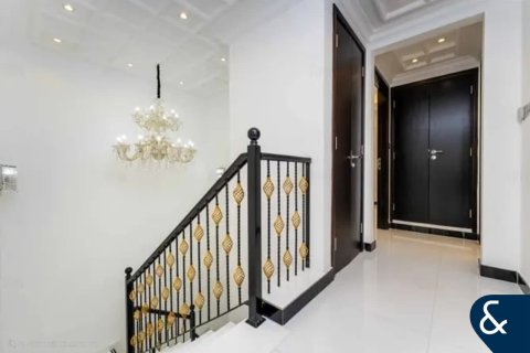 Villa in Springs 11, The Springs, Dubai 4 bedrooms, 701 sq.m. № 76241 - photo 13