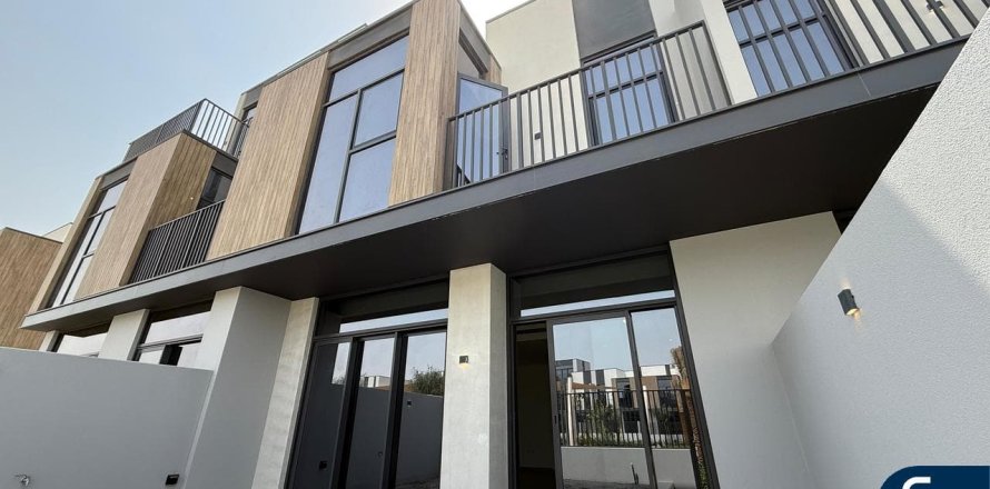 Townhouse in Mudon, Dubai 3 bedrooms, 207 sq.m. № 76427