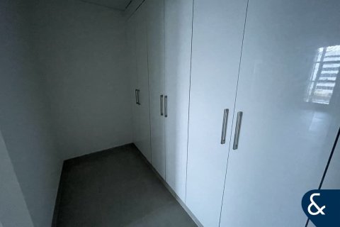 Duplex in Marina Arcade Tower, Dubai Marina, Dubai 1 bedroom, 142 sq.m. № 76429 - photo 15