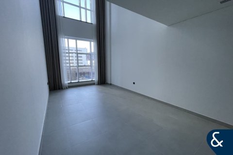 Duplex in Marina Arcade Tower, Dubai Marina, Dubai 1 bedroom, 142 sq.m. № 76429 - photo 3