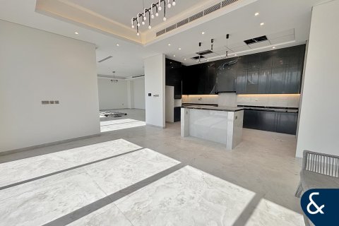 Villa en Al Furjan, Dubai, 4 dormitorios, 600 m², № 76428 - foto 4