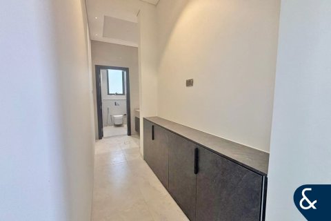 Villa en Al Furjan, Dubai, 4 dormitorios, 600 m², № 76428 - foto 7