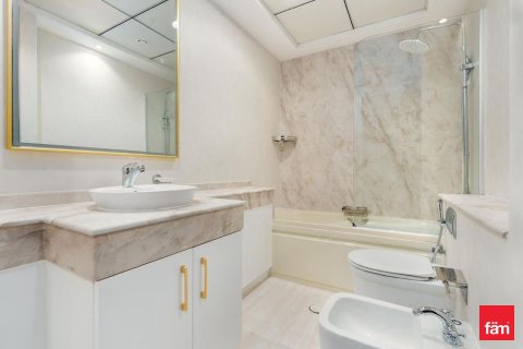 Apartment in Dubai Marina, Dubai 2 bedrooms, 116.9 sq.m. № 64413 - photo 16