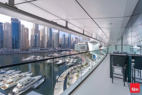 Appartement à Dubai Marina, Dubai, 4 chambres, 258.5 m², № 64415 - photo 1