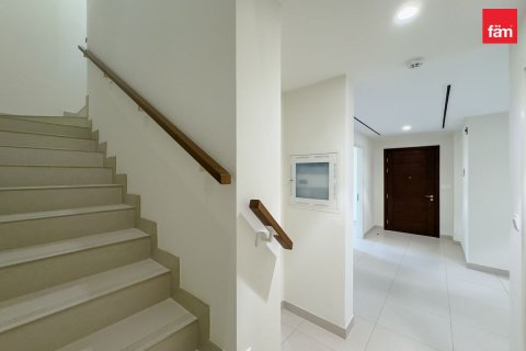 Villa in Dubai 4 bedrooms, 192.2 sq.m. № 52191 - photo 10