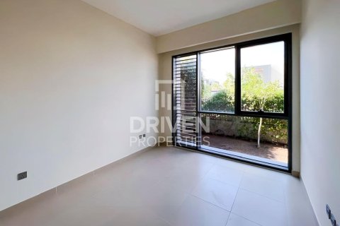 Villa in Sidra Villas, Dubai Hills Estate, Dubai 5 bedrooms, 557.51 sq.m. № 136641 - photo 9