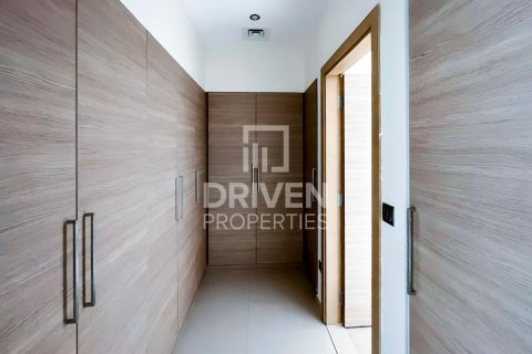 Villa in Sidra Villas, Dubai Hills Estate, Dubai 5 bedrooms, 557.51 sq.m. № 136641 - photo 16