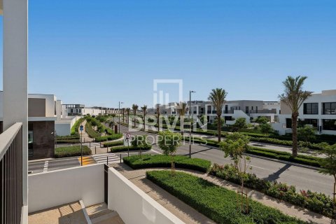 Townhouse in Arabian Ranches 3, Dubai 4 bedrooms, 266.63 sq.m. № 130020 - photo 12