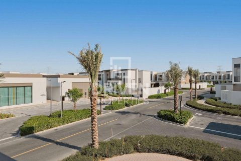 Townhouse in Arabian Ranches 3, Dubai 4 bedrooms, 266.63 sq.m. № 130020 - photo 11