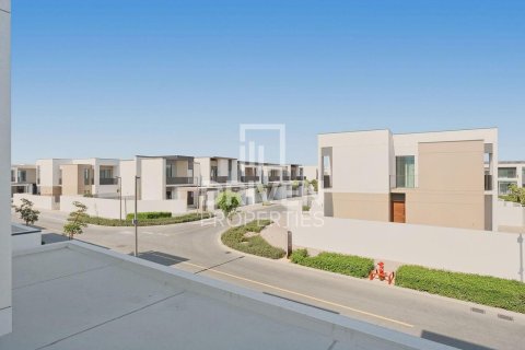 Townhouse in Arabian Ranches 3, Dubai 4 bedrooms, 266.63 sq.m. № 130020 - photo 10