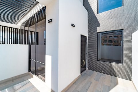 Купить виллу в Джумейра Вилладж Серкл, Дубай: 4 спальни, 294м², № 96980 - фото 3