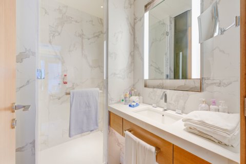 Купить квартиру в Даунтаун Дубай (Даунтаун Бурдж Дубай), Дубай: 2 спальни, 117м², № 96972 - фото 14