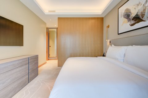 Купить квартиру в Даунтаун Дубай (Даунтаун Бурдж Дубай), Дубай: 2 спальни, 117м², № 96972 - фото 13