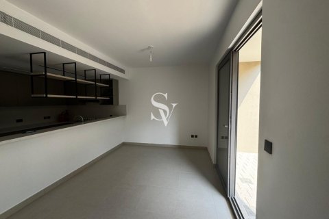 Купить таунхаус в Tilal Al Ghaf, Дубай: 3 спальни, 140м², № 72463 - фото 16