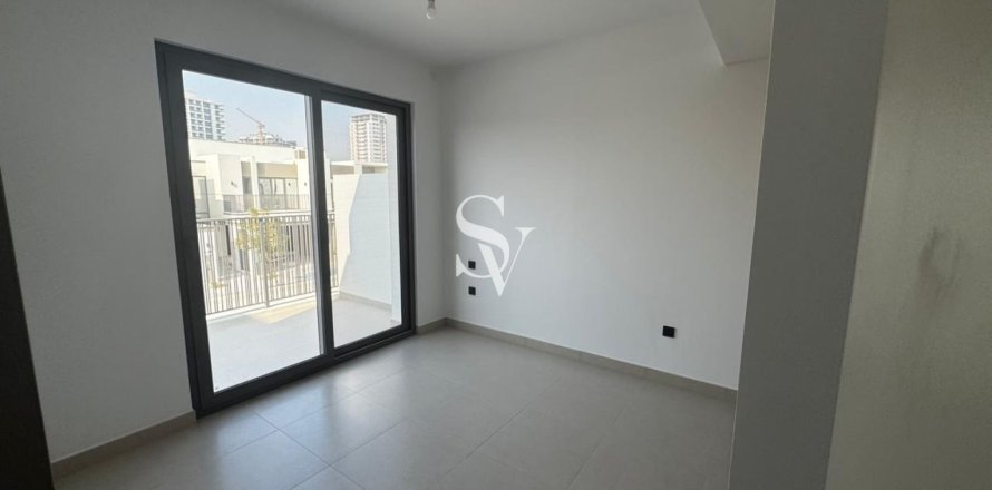 Таунхаус в Tilal Al Ghaf, Дубай, 3 спальни, 140м², № 72463