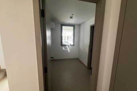 Купить таунхаус в Tilal Al Ghaf, Дубай: 3 спальни, 140м², № 72463 - фото 12