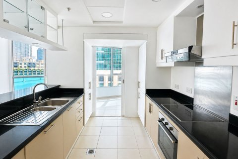 Apartment in Downtown Dubai (Downtown Burj Dubai), Dubai 2 bedrooms, 137.31 sq.m. № 142243 - photo 4