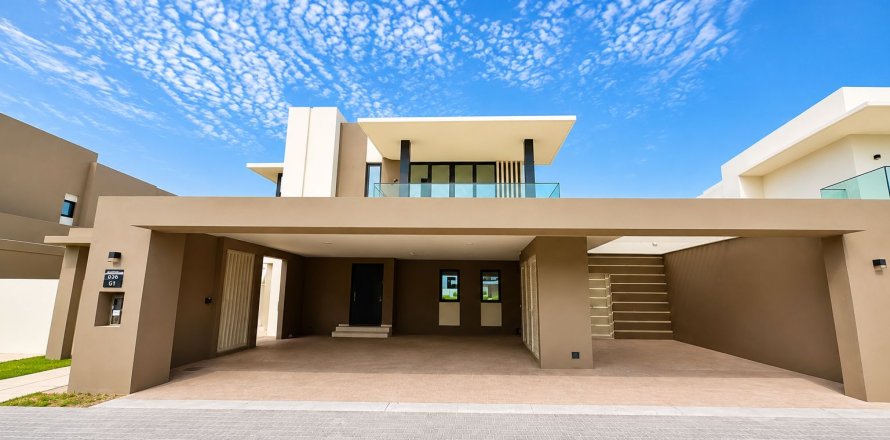 Villa in Jebel Ali, Dubai 4 bedrooms, 656.53 sq.m. № 142249