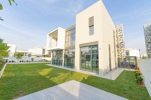 Villa à Al Furjan, Dubai, 5 chambres, 667.74 m², № 142248 - photo 2