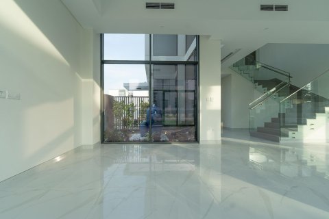 Villa à Al Furjan, Dubai, 5 chambres, 667.74 m², № 142248 - photo 9