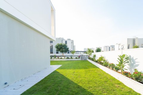 Villa à Al Furjan, Dubai, 5 chambres, 667.74 m², № 142248 - photo 3
