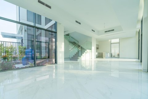 Villa à Al Furjan, Dubai, 5 chambres, 667.74 m², № 142248 - photo 7
