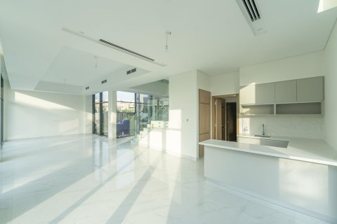 Villa à Al Furjan, Dubai, 5 chambres, 667.74 m², № 142248 - photo 6