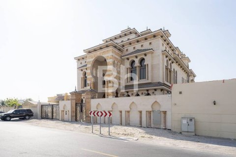 Villa à Al Quoz, Dubai, 7 chambres, 1115 m², № 23032 - photo 7