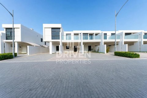 Adosado en Dubai, 2 dormitorios, 133.41 m², № 142845 - foto 13
