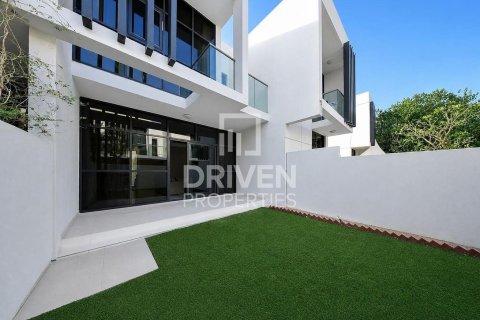 Adosado en Dubai, 2 dormitorios, 133.41 m², № 142845 - foto 17