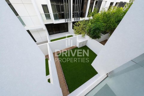 Adosado en Dubai, 2 dormitorios, 133.41 m², № 142845 - foto 15