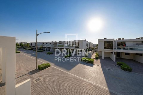 Adosado en Dubai, 2 dormitorios, 133.41 m², № 142845 - foto 19