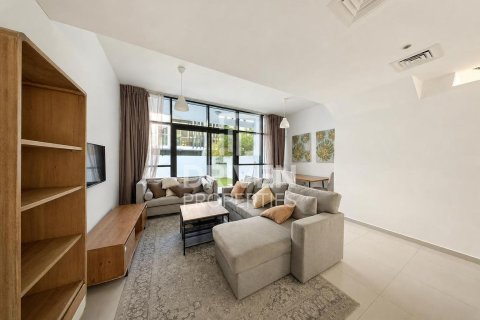Adosado en Dubai, 2 dormitorios, 133.41 m², № 142845 - foto 2