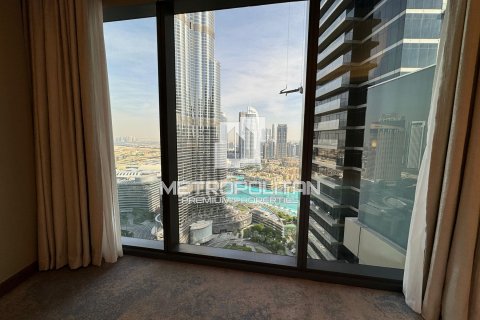 Apartment in The Address Residences Dubai Opera, Downtown Dubai (Downtown Burj Dubai), Dubai 3 bedrooms, 156 sq.m. № 7229 - photo 16